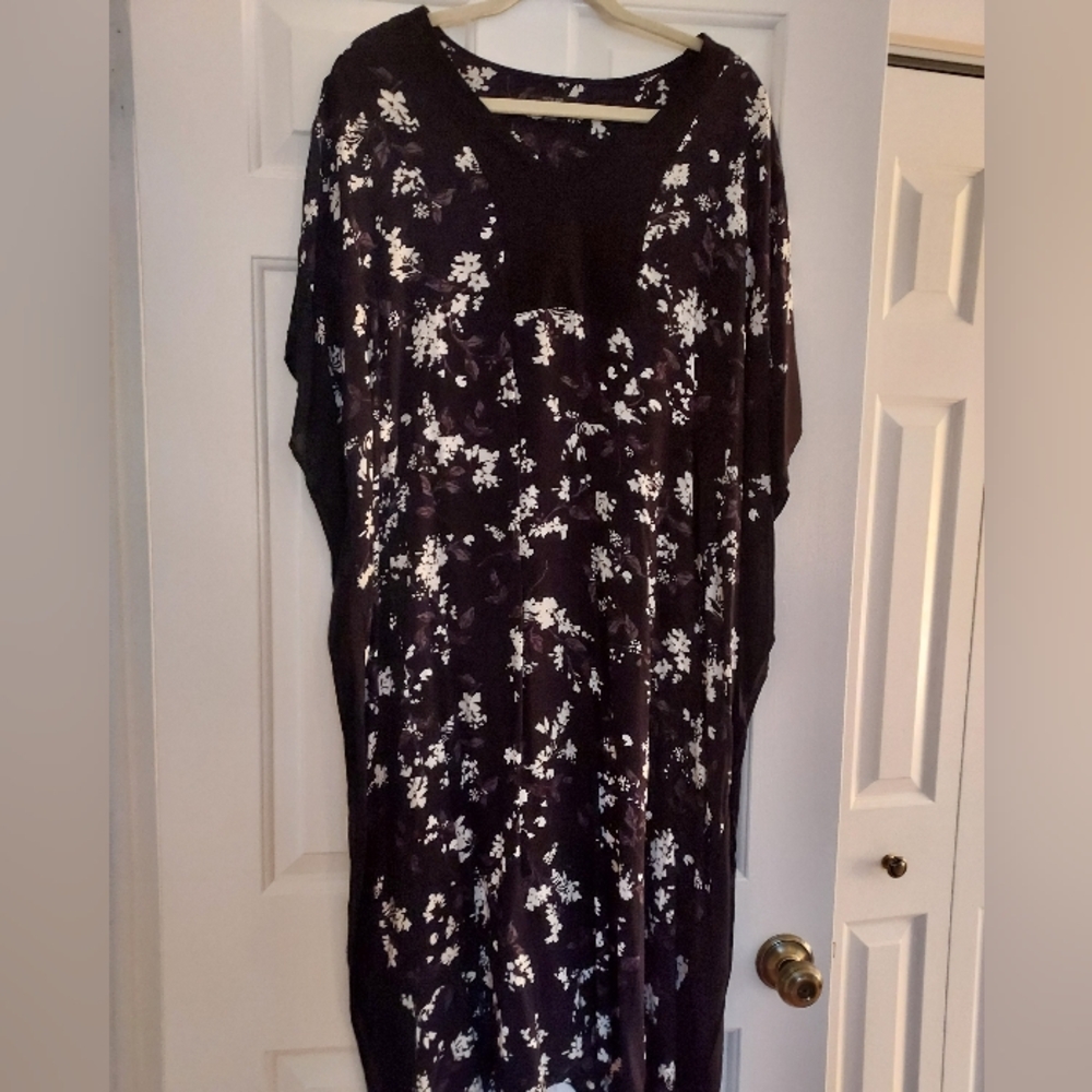 Simply Vera Wang Caftan